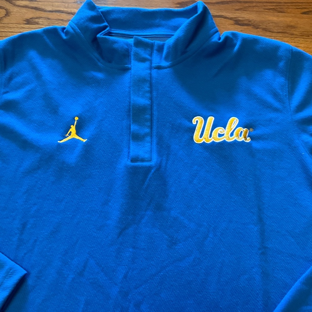 Nike Jordan UCLA Bruins Player Issued Zip Long Sleeve Sz Large DR0345-403 Air